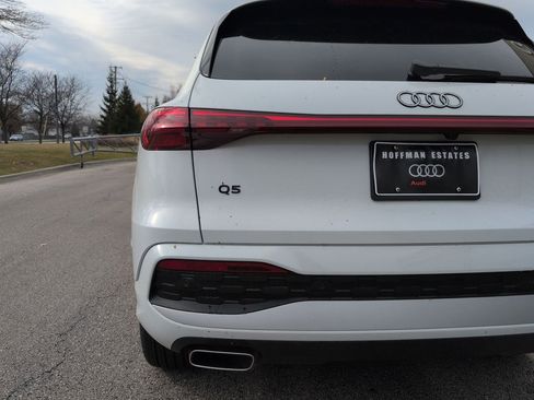 New 2025 Audi Q5 Premium image 24