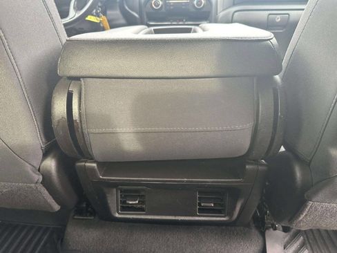 Used 2019 Chevrolet Silverado 1500 Custom w/ Custom Convenience Package AWD/4WD image 22