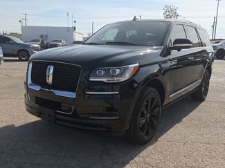 Used 2024 Lincoln Navigator Reserve video 1