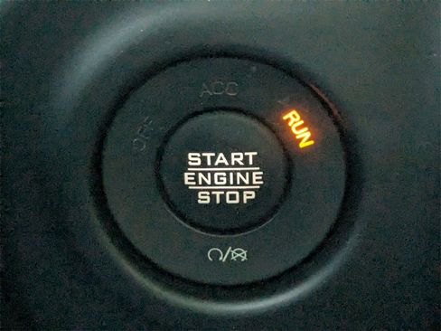 Used 2020 Jeep Wrangler Unlimited Sahara w/ Cold Weather Group image 26