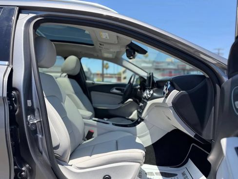 Used 2020 Mercedes-Benz GLA 250 image 38