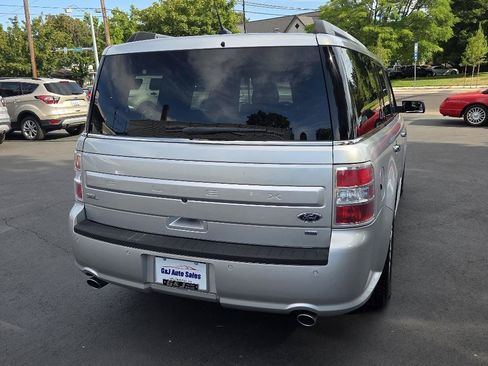 Used 2018 Ford Flex SEL AWD/4WD image 9