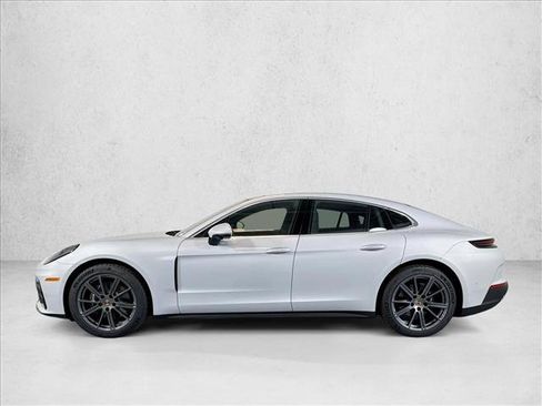 New 2026 Porsche Panamera image 2