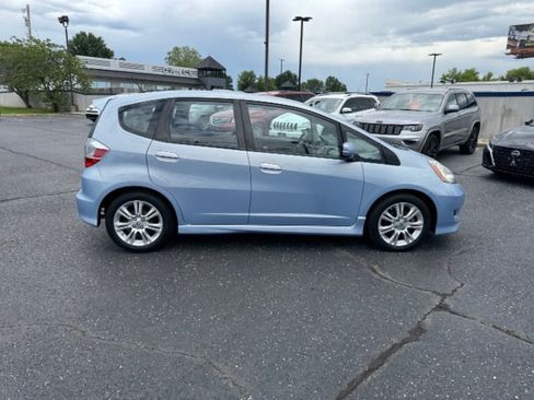 Used 2010 Honda Fit Sport image 6