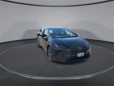 New 2026 Toyota Prius LE image 2