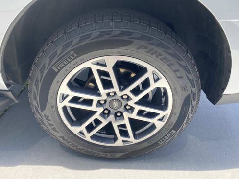 Used 2025 Ford Expedition Active AWD/4WD image 10
