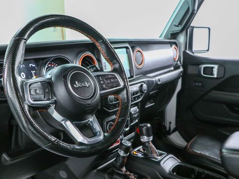 Used 2021 Jeep Gladiator Mojave AWD/4WD image 22