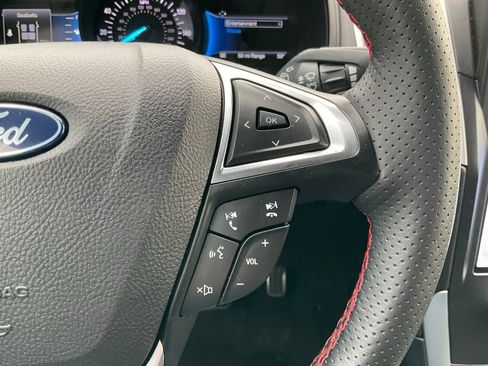 Used 2024 Ford Edge ST-Line image 5