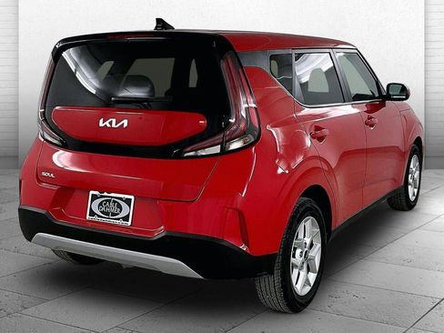 Used 2024 Kia Soul LX w/ Option Group 015 image 5