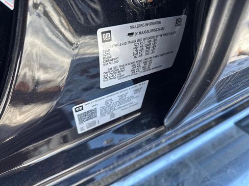 Used 2024 GMC Sierra 1500 Denali w/ Technology Package image 32