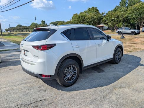 Used 2020 MAZDA CX-5 Touring FWD image 4