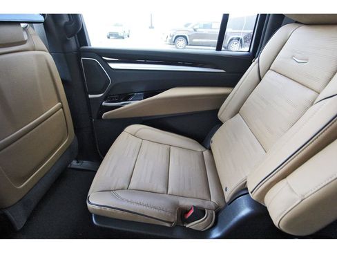 New 2026 Cadillac Escalade ESV Luxury w/ Touring Package AWD/4WD image 12