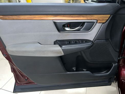 Used 2018 Honda CR-V EX image 5