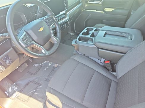 Used 2025 Chevrolet Silverado 1500 LT RWD image 15