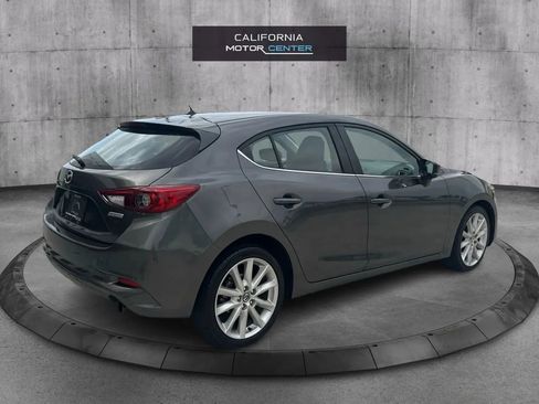 Used 2017 MAZDA MAZDA3 Touring FWD image 5