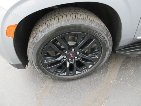 Certified 2024 GMC Yukon Denali AWD/4WD image 15