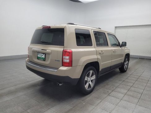 Used 2017 Jeep Patriot High Altitude FWD image 9
