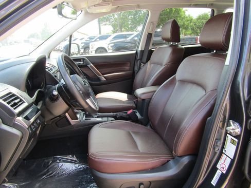 Used 2017 Subaru Forester 2.0XT Touring AWD/4WD image 9