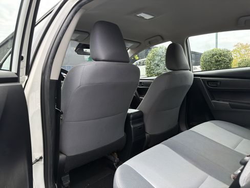 Used 2017 Toyota Corolla L FWD image 20