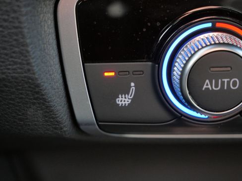 Used 2023 Audi Q3 2.0T Premium Plus w/ Premium Plus Package image 31