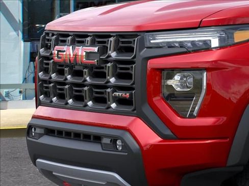 New 2026 GMC Canyon AT4 AWD/4WD image 13