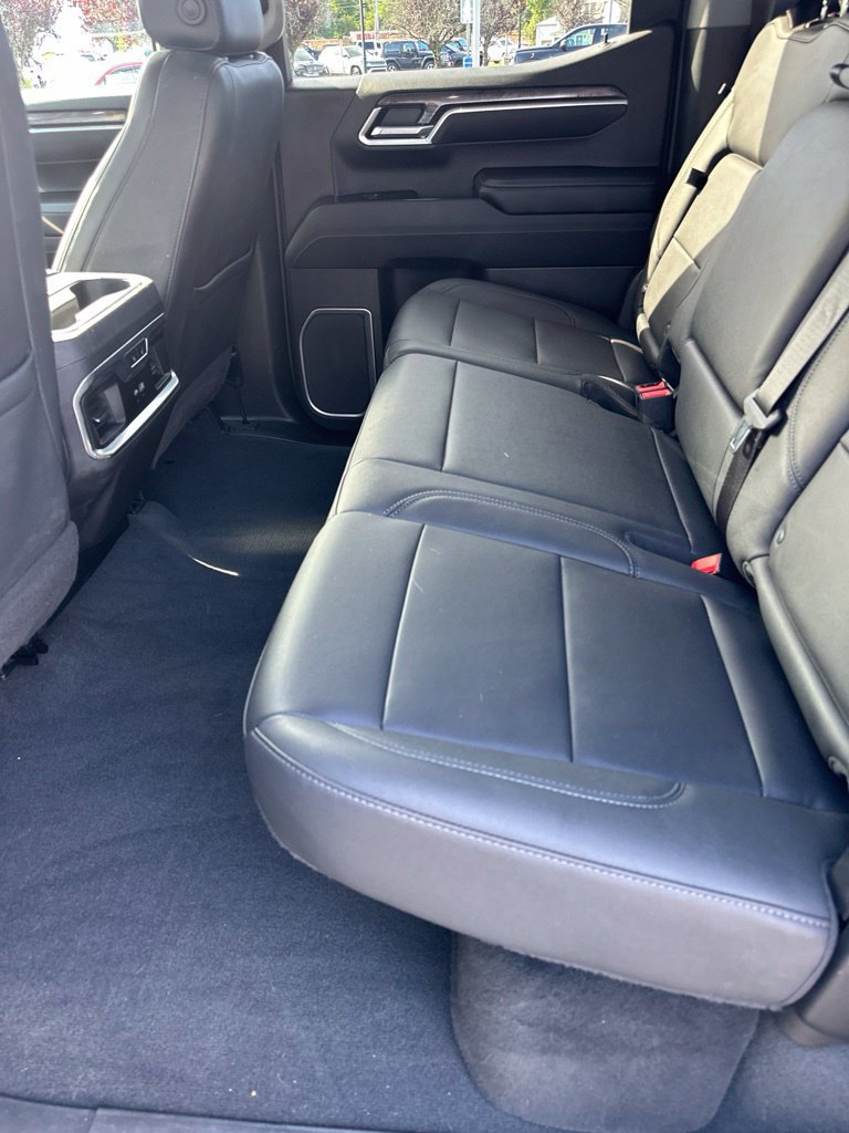 Used 2022 Chevrolet Silverado 1500 LTZ AWD/4WD image 5