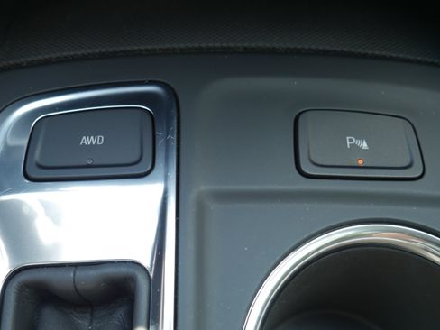 Certified 2024 Chevrolet Equinox LT AWD/4WD image 22