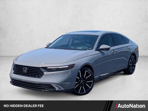 Used 2025 Honda Accord Touring image 1