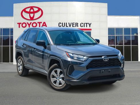 Used 2023 Toyota RAV4 LE AWD/4WD image 1
