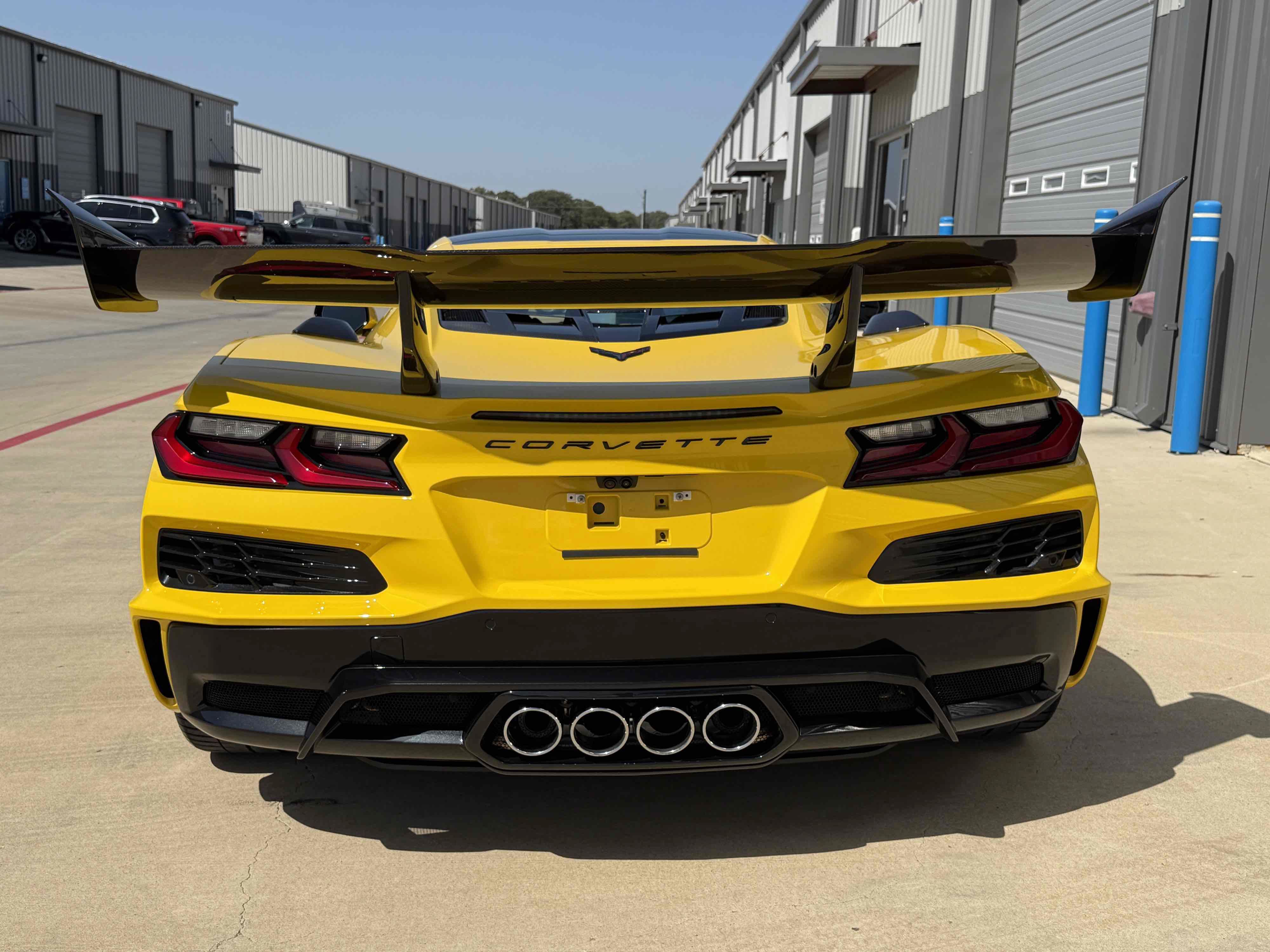 Used 2026 Chevrolet Corvette ZR1 w/ ZR1 Carbon Fiber Aero Package RWD image 13