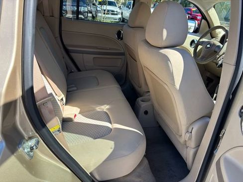 Used 2006 Chevrolet HHR LT image 18