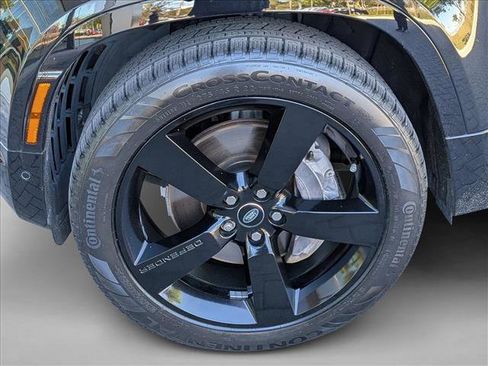 Used 2023 Land Rover Defender 130 X-Dynamic SE image 26