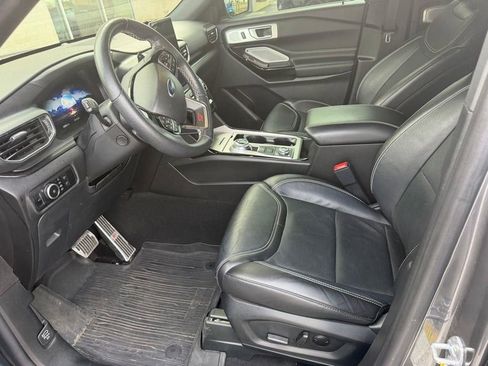 Used 2023 Ford Explorer ST w/ Equipment Group 401A AWD/4WD image 14