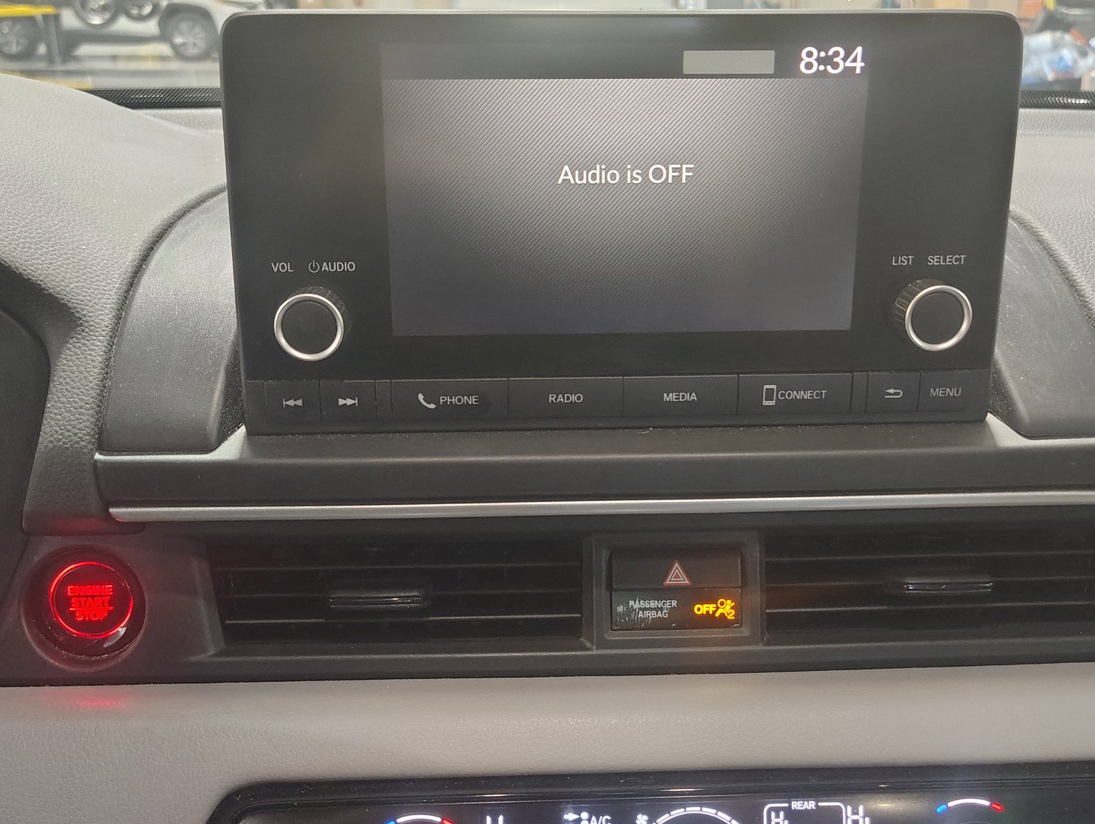 Used 2023 Honda Pilot LX image 15