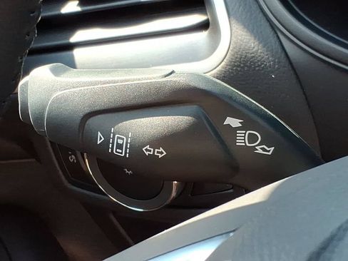 Used 2024 Ford Edge SEL AWD/4WD image 25