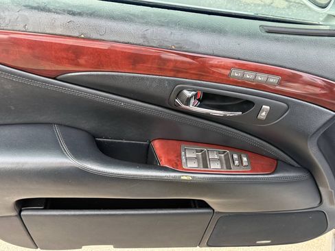 Used 2007 Lexus LS 460 L RWD image 8