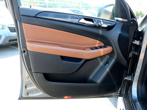 Used 2018 Mercedes-Benz GLE 43 AMG 4MATIC image 12