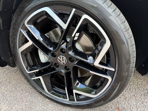 New 2026 Volkswagen Tiguan SEL R-Line AWD/4WD image 36