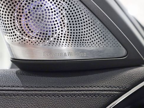 Used 2023 BMW M5 w/ Competition Package image 39