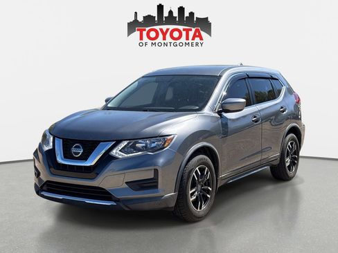 Used 2018 Nissan Rogue S image 7