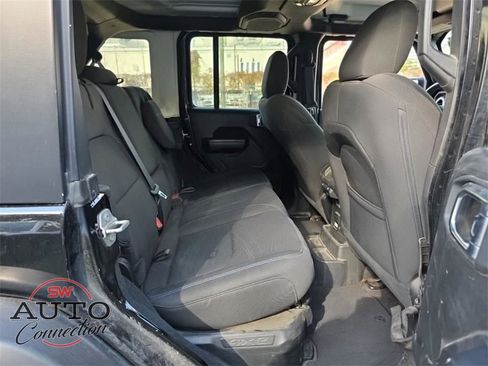 Used 2023 Jeep Wrangler Unlimited Rubicon 4xe image 15