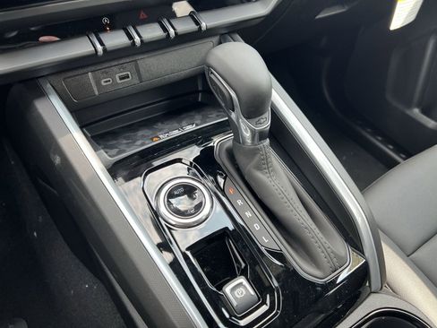 New 2026 Chevrolet Colorado LT w/ LT Convenience Package image 16