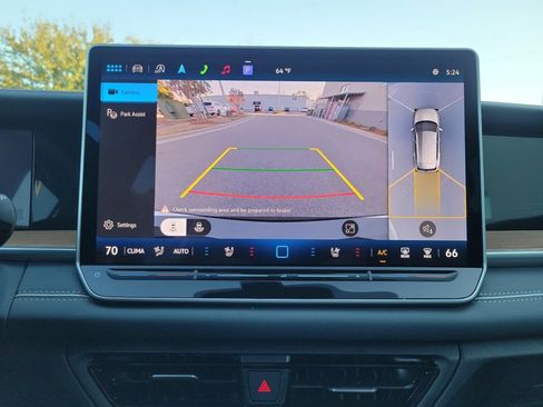 New 2026 Volkswagen Tiguan SEL R-Line image 19