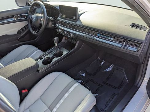 Used 2025 Honda Civic Sport image 10