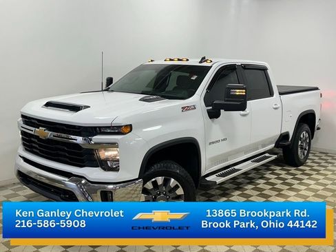 Used 2024 Chevrolet Silverado 2500 LT w/ All Star Edition AWD/4WD image 1