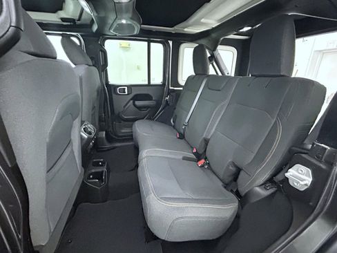 Certified 2025 Jeep Wrangler Sport S image 19