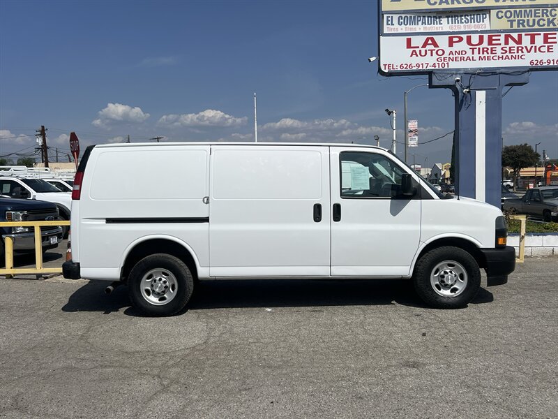 Used 2019 Chevrolet Express 2500 w/ Driver Convenience Package RWD image 2