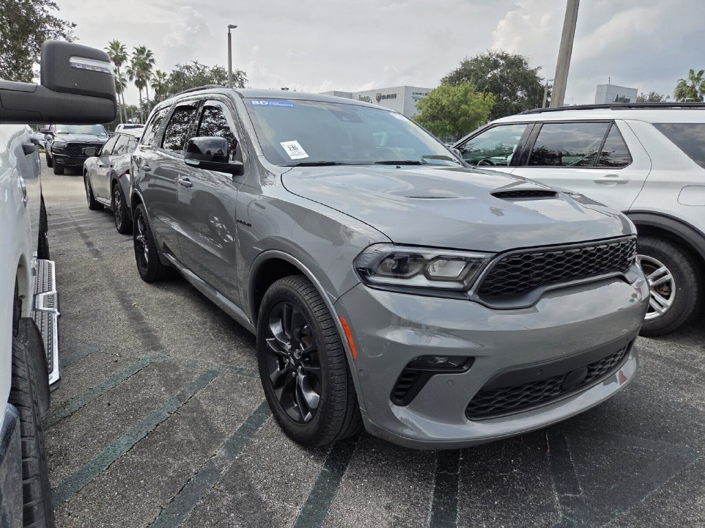 Used 2023 Dodge Durango R/T RWD image 2
