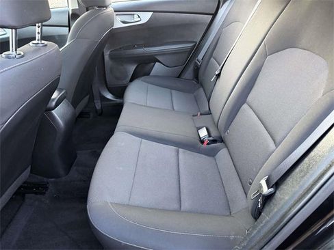 Used 2023 Kia Forte LXS image 17