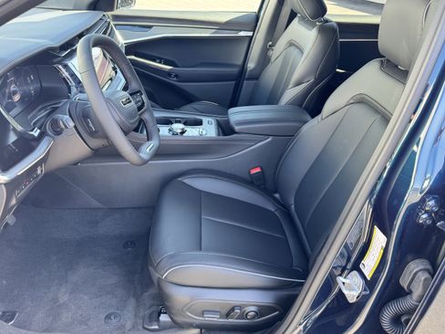 New 2025 Jeep Wagoneer S Limited image 17